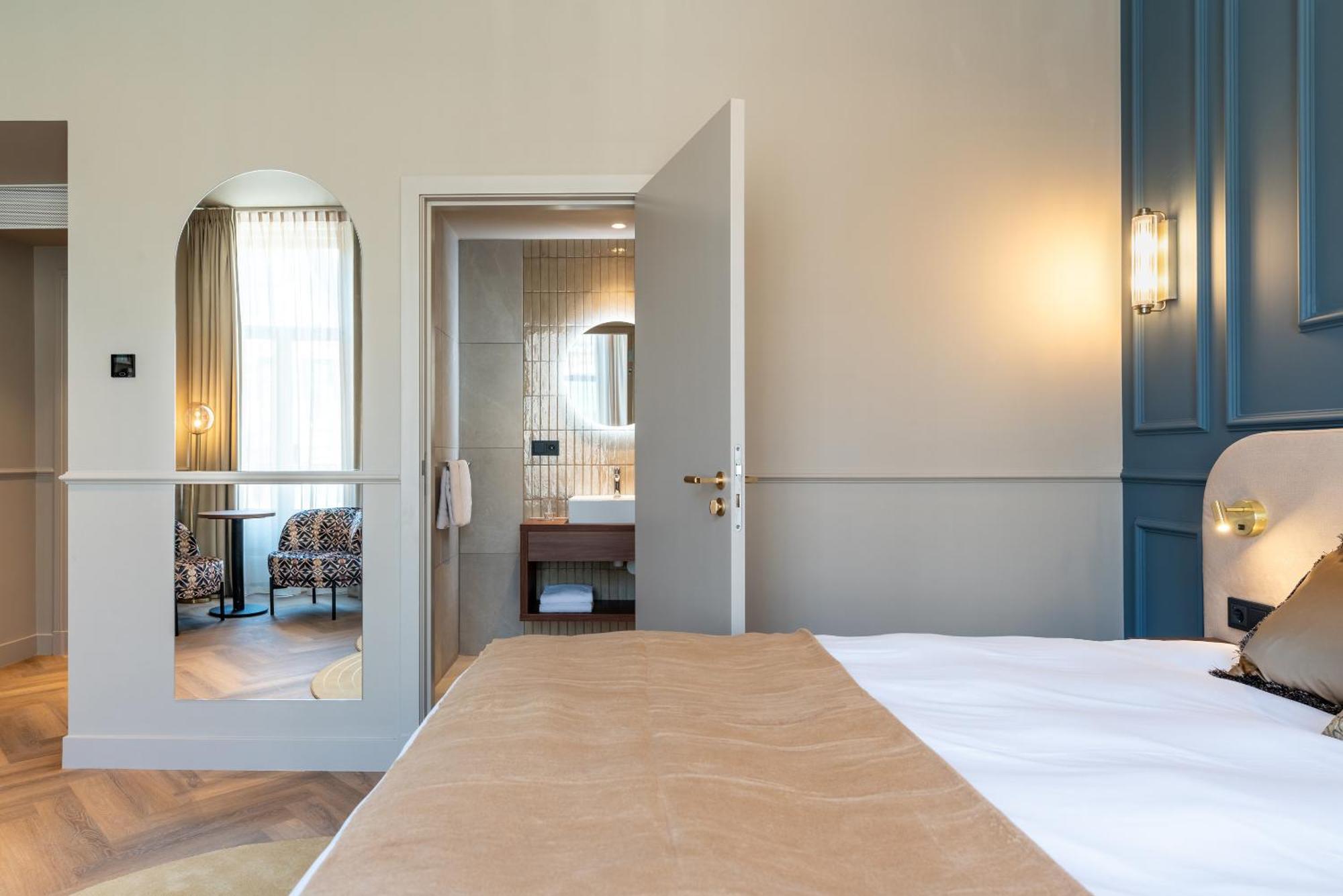 Malie House Hotel Utrecht Bagian luar foto